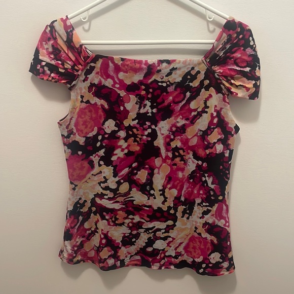 Great condition blouse - Picture 2 of 5